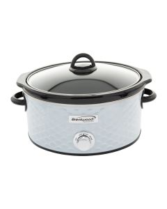 Brentwood Scallop Pattern 4.5 Quart Slow Cooker in White